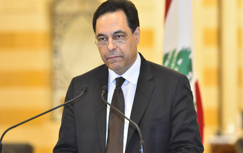 زلزال بيروت يطيح بالحكومة.. دياب يغادر وطيف الحريري يلاحقه