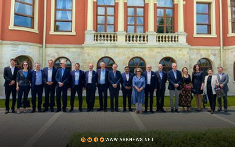 إسطنبول.. بيدرسون يناقش مع مسؤولين أوروبيين وأتراك الوضع في سوريا