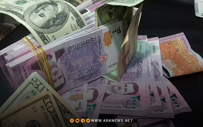 The Syrian pound continues to fall to its lowest levels against the US dollar