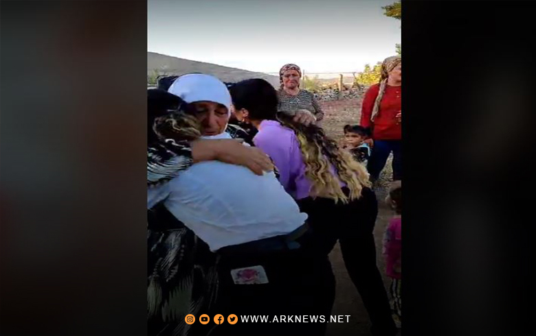 عائلة كوردية لاجئة تعود من لبنان إلى أرض الآباء والأجداد بعفرين 