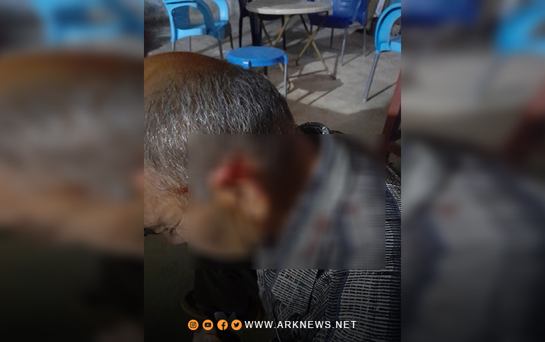Afrin… Militants of Faylaq al-Sham  attack an elderly Kurdish man in Afrin city