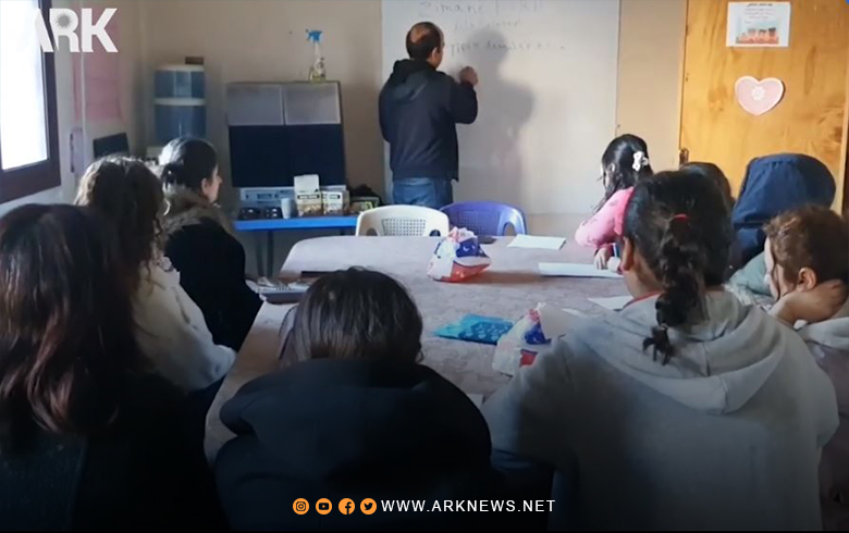 Al-Hasakah... Kurdistan Women's Union - Syria organizes a course to teach reading and writing the Kurdish language
