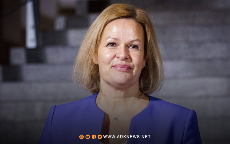 ألمانيا تكشف خلية كبيرة لتهريب البشر بيهم أكثر من 145 سورياً 