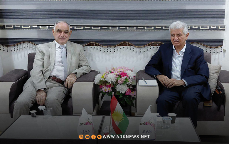 محمد إسماعيل يستقبل وفدا من 