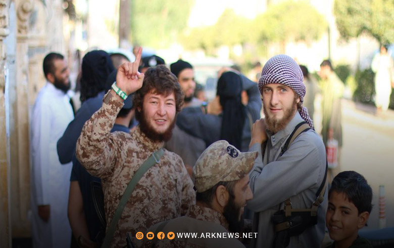 أمريكا توافق على إبقاء آلاف المقاتلين الأجانب في الجيش السوري 