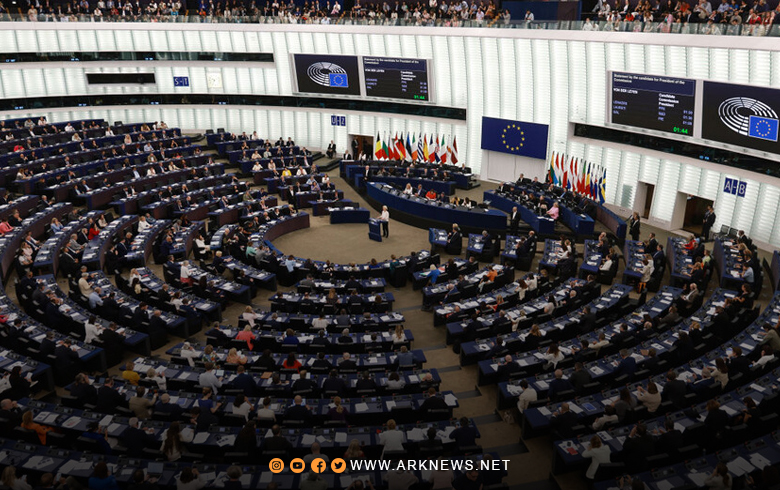 البرلمان الأوروبي یدین استهداف الأقلیات في سوريا 