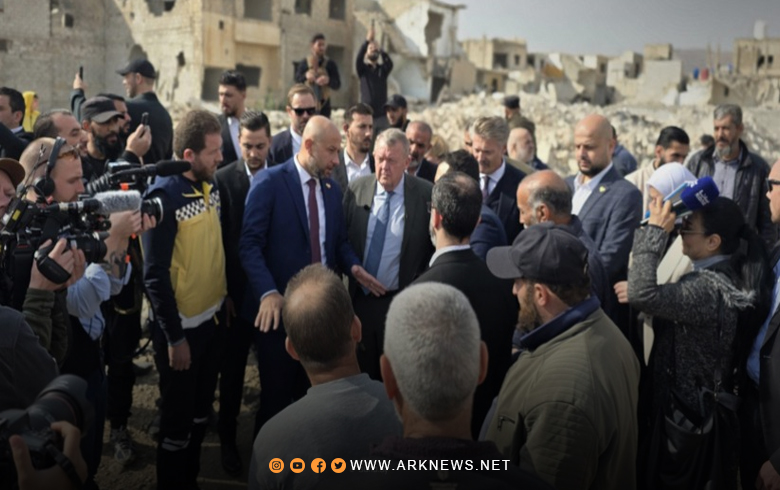 وزير خارجية الدنمارك يتفقد حجم الدمار في حي تشرين بدمشق 