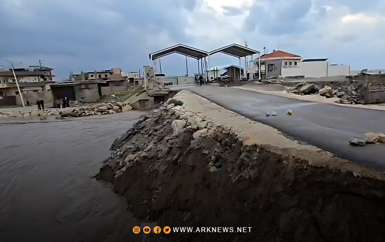 توقف حركة العبور بين سوريا ولبنان عبر 
