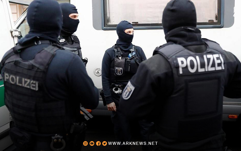 ألمانيا تحاكم أربعة سوريين بتهمة تهريب وتجارة 