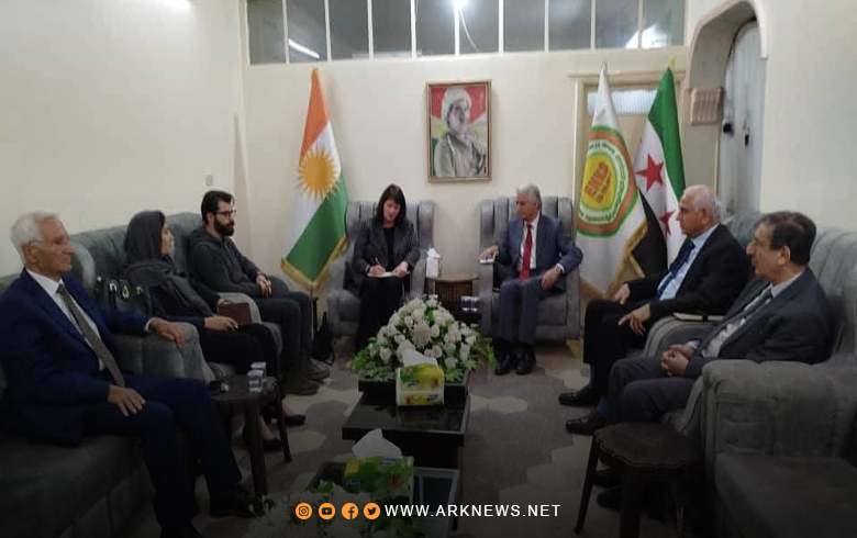 رئاسة المجلس الوطني الكوردي تستقبل الناشطة الأمريكية نادين مايينزا