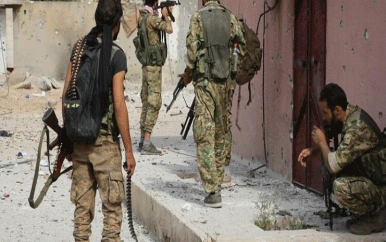 Girûpên çekdar li Efrînê hejmarek welatiyên Kurd revandin