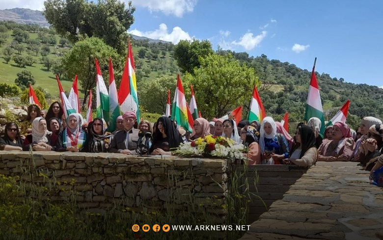 وفد من اتحاد نساء كوردستان-سوريا يزور مزار الخالدين في بارزان 