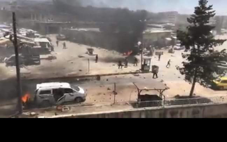 اشتباكات بين فصيلين مسلحين وانفجاران في مركز مدينة عفرين 