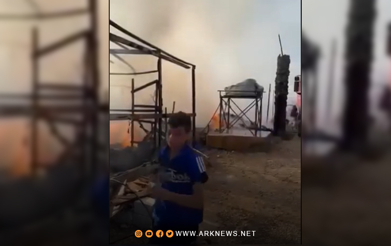 الناشط مصطفى شيخو لـ ARK: حريق ضخم يلتهم مخيماً للاجئين السوريين 