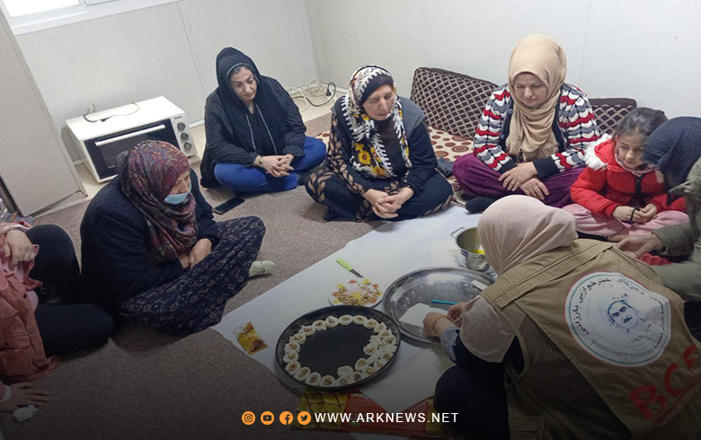 مخيم دارشكران.. بارزاني الخيرية تفتتح دورة لصناعة الحلويات والمعجنات 