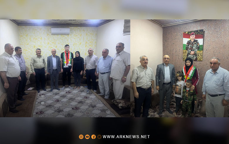 Duhok organization of the Kurdistan Democratic - Syria visits the home of two martyrs from the Roj Peshmerga forces