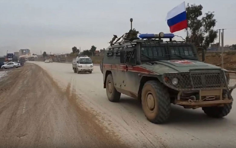 Russian forces set up a new military post in the countryside of Raqqa