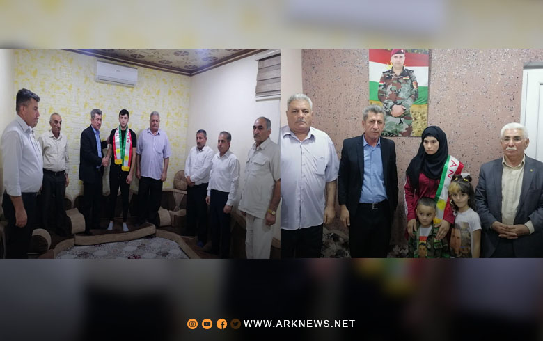 Domiz Organization of the Kurdistan Democratic Party - Syria visits the home of two martyrs from the Roj Peshmerga forces