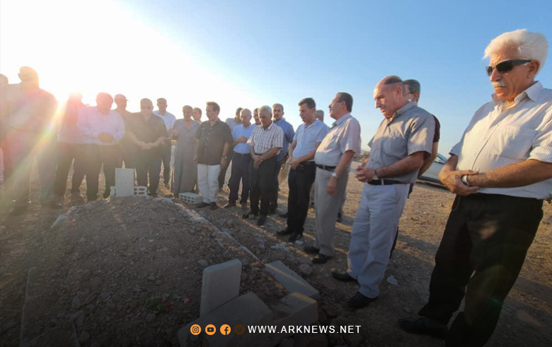 A delegation from Derik locality of the Kurdish National Council visits the tomb of the national figure, Ismail Miro