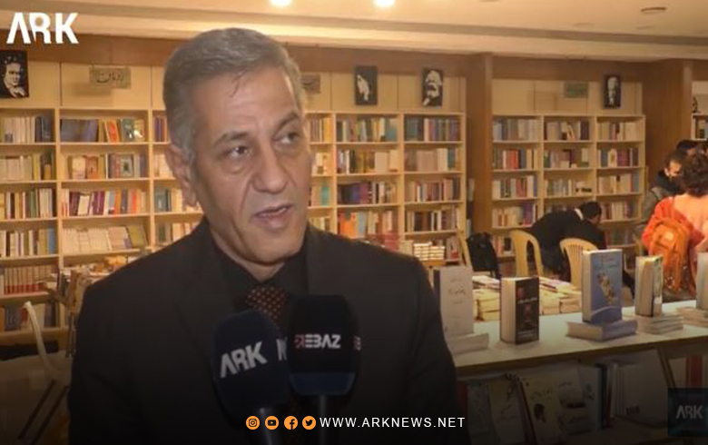 Helbestvan Ronî Elî çar dîwanên xwe li Pirtûkxaneya MamûZîn li Hewlêrê Imze kir
