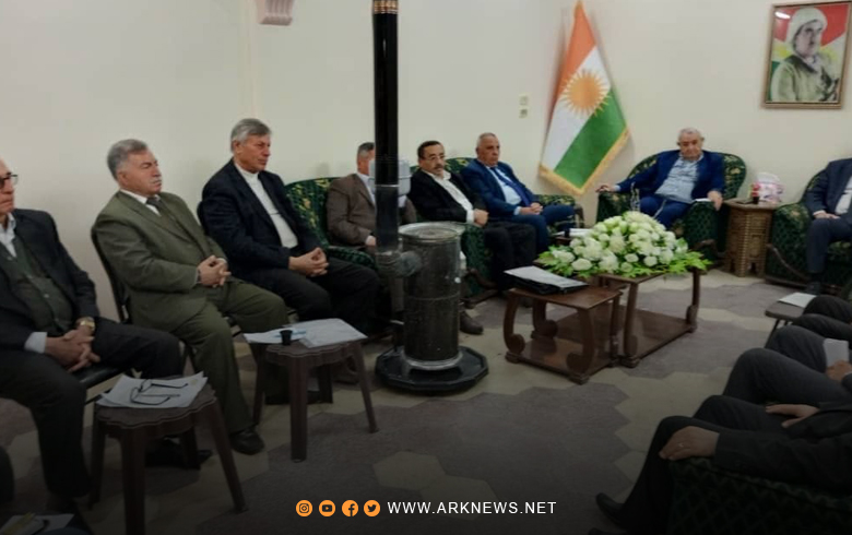 The local councils of the eastern district in Qamishlo hold a meeting