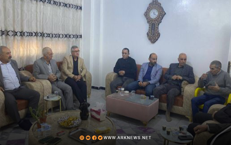 قامشلو.. وفد من المجلس المحلي للمجلس الوطني الكوردي يهنئ بإطلاق سراح فتحي كدو 