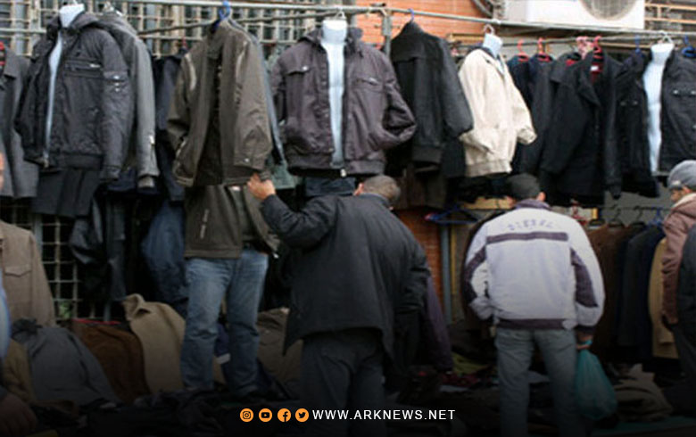 كوباني.. إقبال كبير على شراء الألبسة المستعملة 