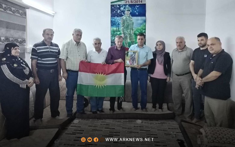 A delegation from the Area Council of the Kawergosk Organization of the Kurdistan Democratic Party - Syria visits the family of the martyr Murad Bahram