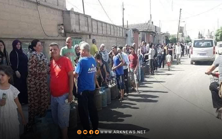 Qamishlo… Gas is available in the black market and lost at the Komins