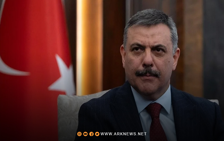 تركيا تعفي السوريين المشمولين بالحماية المؤقتة من الحصول على إذن عمل