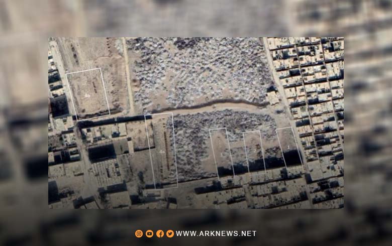 النظام السوري يطمر مقبرة جماعية بركام المنازل والنفايات 