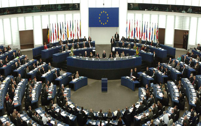 The European Union denies easing its sanctions against the Syrian regime after returning it to the Arab League