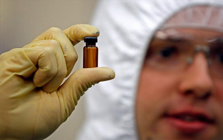 الآمال تتعلق بلقاح عمره 100 عام لمواجهة كورونا وسط تشكيك 