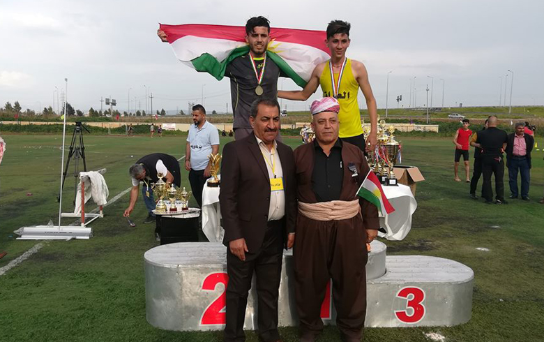 Two Kobani brothers are taking first place in the Hawler school run-off race