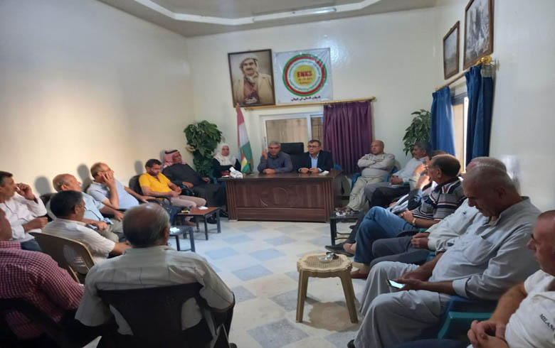 وفد من PDK-S برئاسة مسلم محمد يزور مقر المجلس المحلي للـ ENKS في كوباني