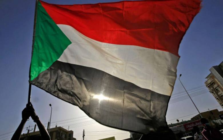 بعد خلاصه من قائمة الإرهاب.. هل التطبيع خطوة تالية للسودان؟