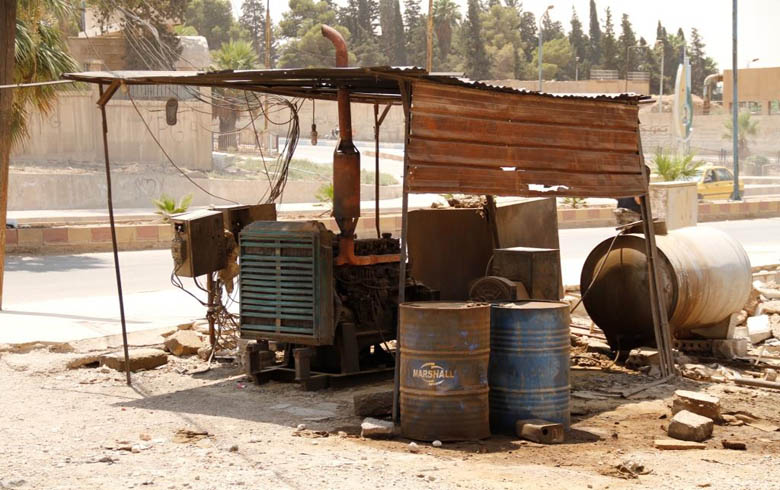 أصحاب المولدات يفرضون مبالغ مالية غير مستحقة على المواطنين شهريا