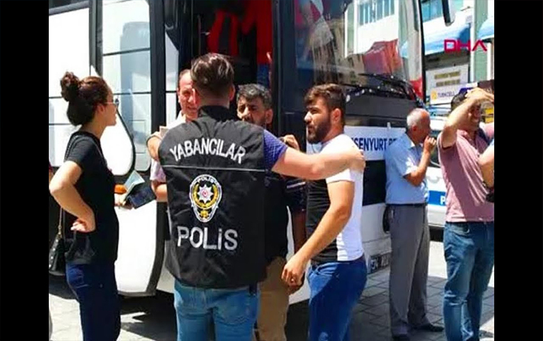 الائتلاف: نعمل ما بوسعنا لحل أوضاع اللاجئين السوريين في تركيا