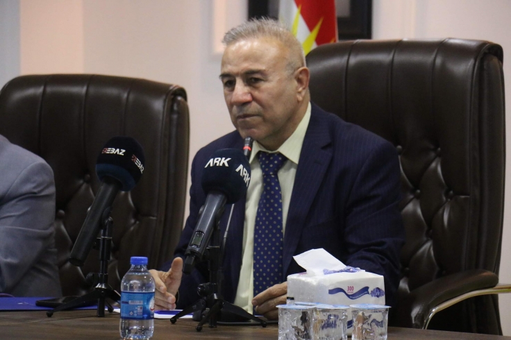 د. عبد الحكيم بشار: 