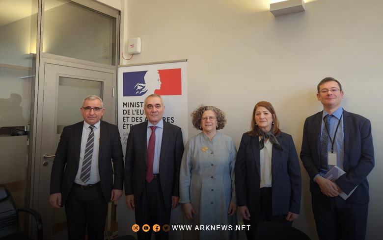 Paris... The Kurdish National Council meets with the French ambassador to Syria