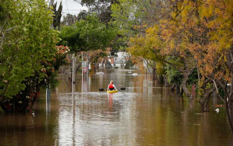 ولاية فيكتوريا الأسترالية تدعو الآلاف إلى إخلاء منازلهم بسبب فيضانات