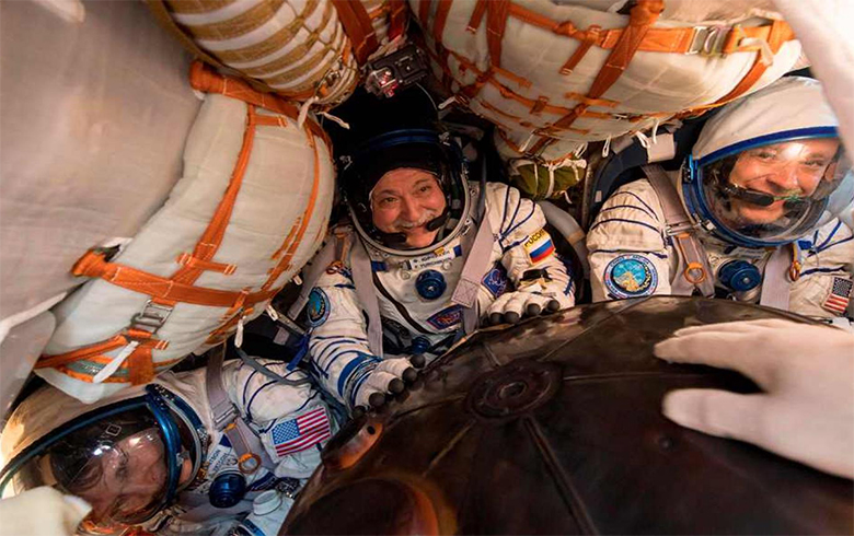 كيف تغلبت رائدة فضاء على العزلة لـ 665 يوما؟