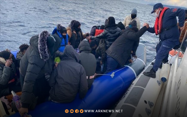 Greece pushes asylum seekers into Turkish waters at gunpoint