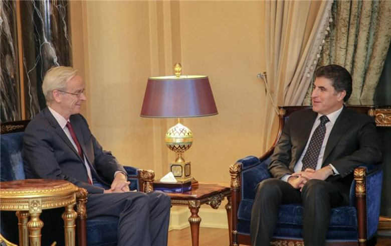 نێچیرڤان بارزانی وویلیام رۆبۆك رەوشا سووریێ گۆتووبێژ كرن 