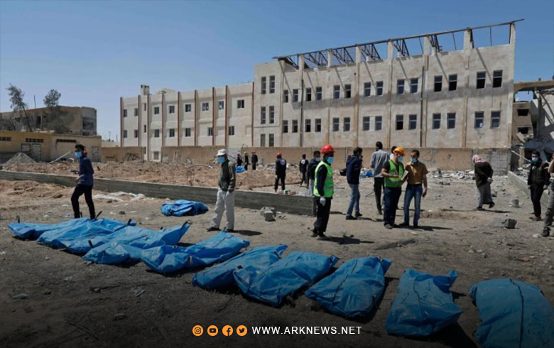 لوموند: هكذا دفن النظام السوري جثث عشرات آلاف الضحايا باعتراف اثنين من حفاري قبوره