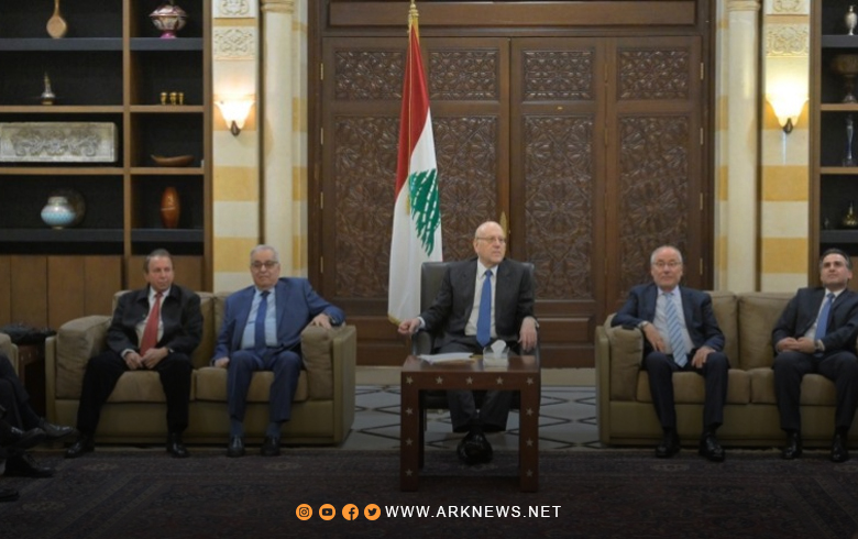 نجيب ميقاتي يدعو حكومته إلى التشدد في تطبيق القوانين على السوريين في لبنان