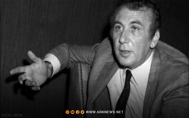 نزار قباني يضع اتحاد الكتّاب المصريين 