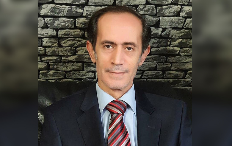 التغريد خارج السرب