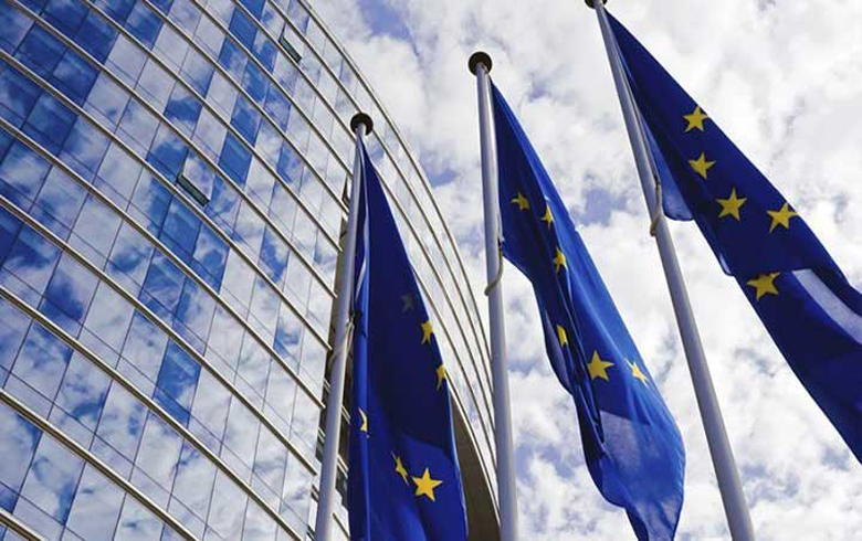 EU sets up $998 million budget for humanitarian aid
