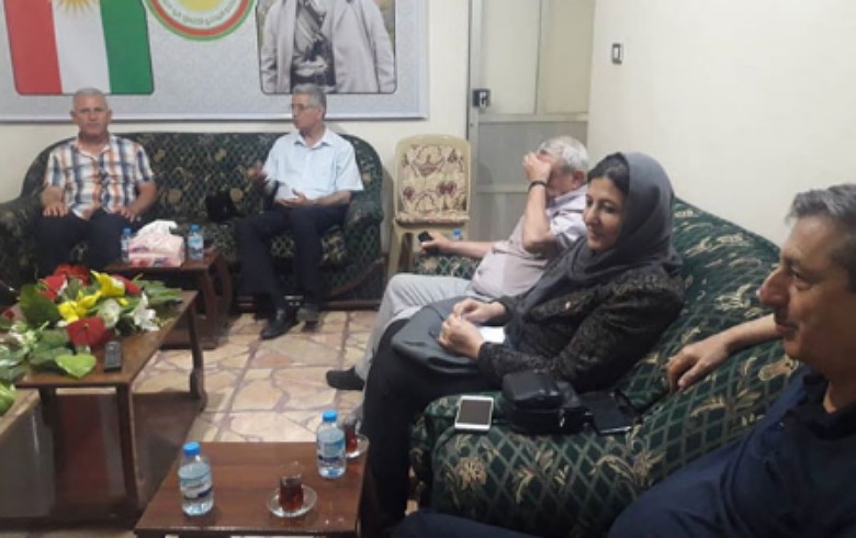 RAK û ENKSê li ser çawaniya çareserkirina kirîza Sûriyê yekhelwêt in 